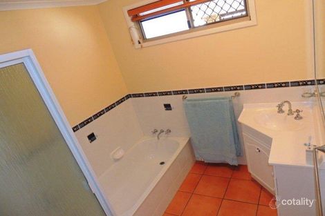 Property photo of 2 Daniel Drive New Auckland QLD 4680