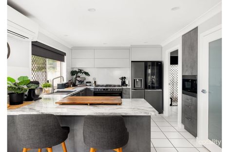 Property photo of 12 Brookvale Place Bracken Ridge QLD 4017