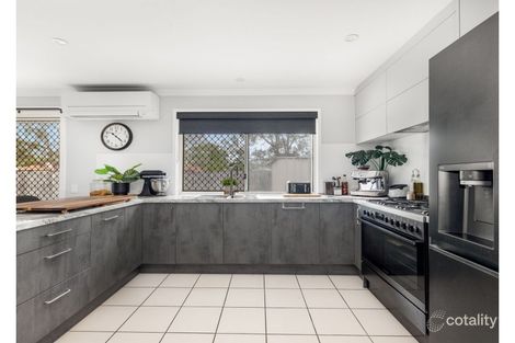 Property photo of 12 Brookvale Place Bracken Ridge QLD 4017