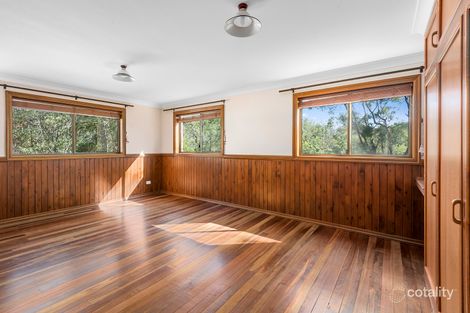 Property photo of 16 Gordon Crescent Withcott QLD 4352