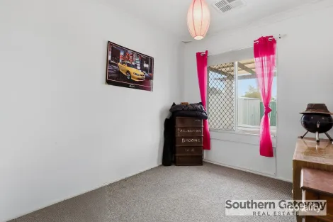 2 Hakea Pl, Pinjarra, WA 6208