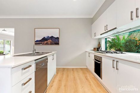 Property photo of 76 Dusseldorp Avenue Pakenham VIC 3810