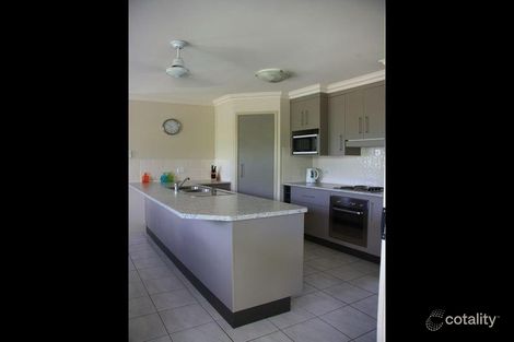 Property photo of 17 Lillypilly Avenue Gracemere QLD 4702