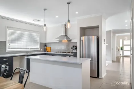 Property photo of 14 Beckham Street Spring Farm NSW 2570