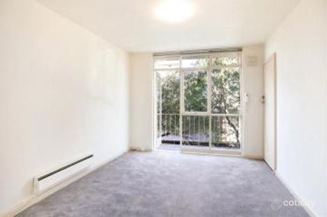 Property photo of 10/36 Waterloo Crescent St Kilda VIC 3182