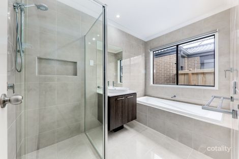Property photo of 5 Grain Road Wyndham Vale VIC 3024