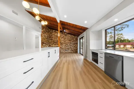 22 MAZZARD ST, BELLBOWRIE, QLD 4070