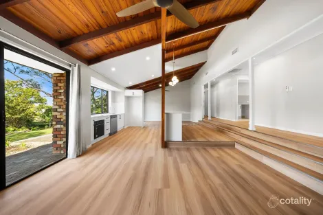 Property photo of 22 Mazzard Street Bellbowrie QLD 4070