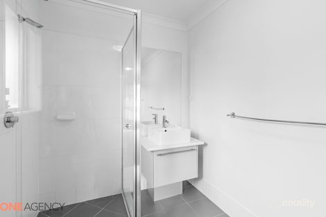 Property photo of 33 Molloy Drive Orange NSW 2800