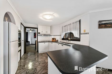 Property photo of 45 Flemington Crescent Werribee VIC 3030