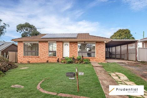 Property photo of 4 Portia Close Rosemeadow NSW 2560