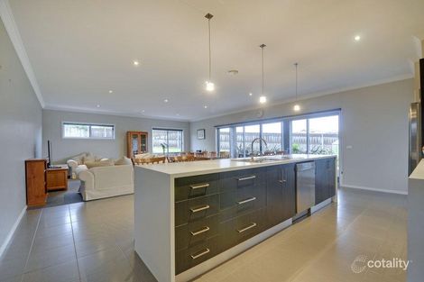 Property photo of 8 Como Court Traralgon VIC 3844