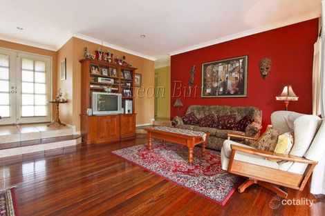 Property photo of 3 Eton Court Forest Lake QLD 4078