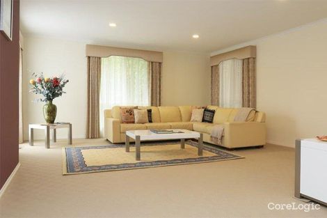 Property photo of 31 Salerno Way Rowville VIC 3178