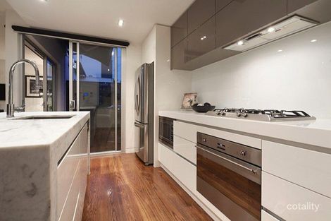 Property photo of 220 Esplanade East Port Melbourne VIC 3207