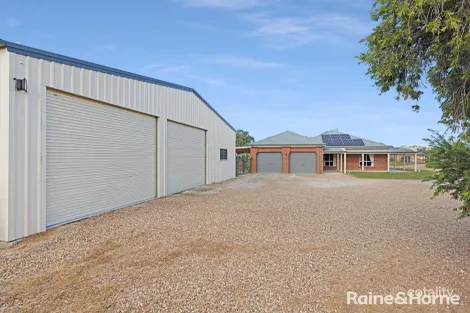Property photo of 6 McLennan Close Robin Hill NSW 2795