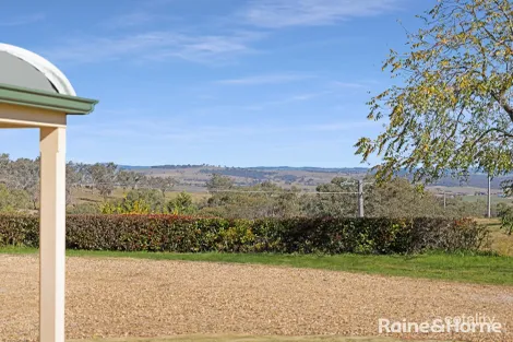 Property photo of 6 McLennan Close Robin Hill NSW 2795