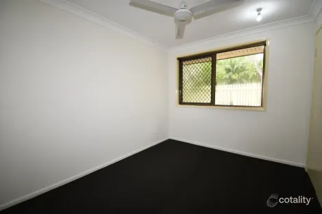 Property photo of 13 Thorsen Close Gracemere QLD 4702
