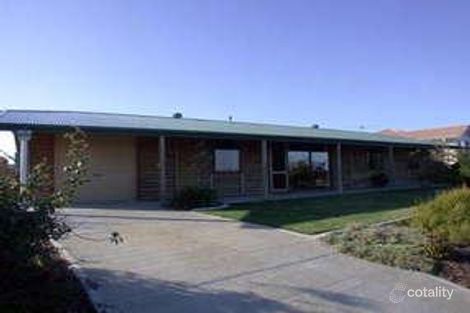 25 Kulkyne Way, Port Noarlunga, SA 5167