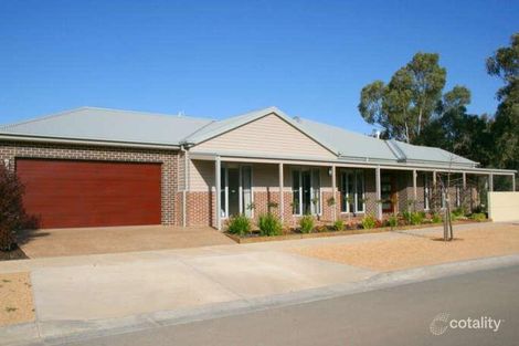 2 Canterbury Ave, Shepparton, VIC 3630