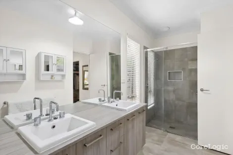 Property photo of 60 Trumper Crescent Leopold VIC 3224