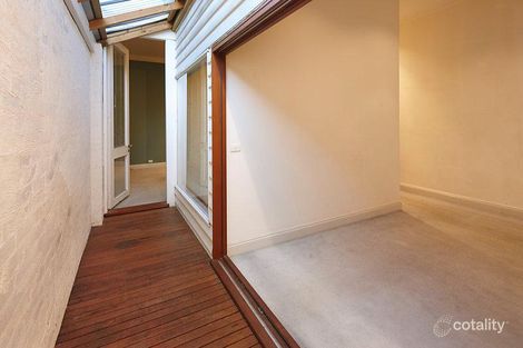 Property photo of 76 Moubray Street Albert Park VIC 3206