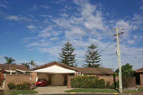 12 Sara Ave, Broadbeach Waters, QLD 4218