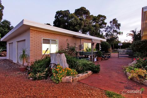 Property photo of 22 Wyuna Crescent Lesmurdie WA 6076