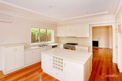 Property photo of 11 Bayview Court Highton VIC 3216