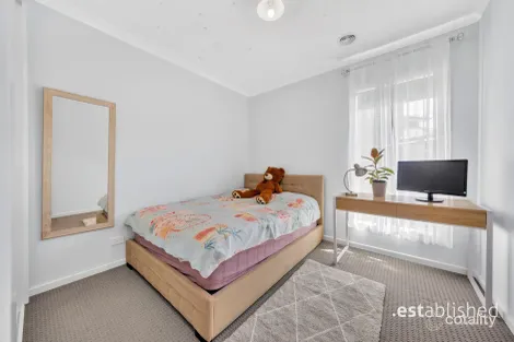 Property photo of 29 Evesham Drive Point Cook VIC 3030