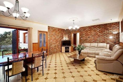 Property photo of 52 Hampshire Road Doncaster VIC 3108