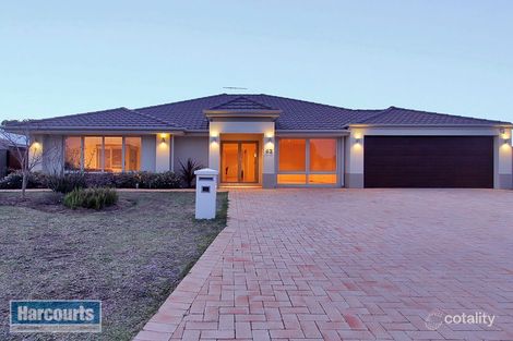 43 Hillhouse Way, Piara Waters, WA 6112