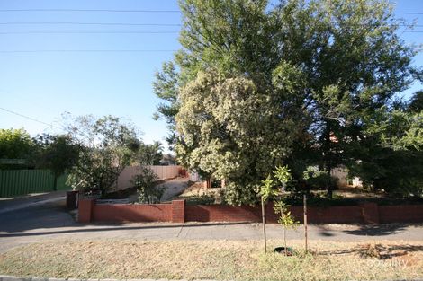 2 Caulfield Ave, Cumberland Park, SA 5041