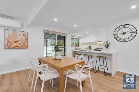 Property photo of 100 Helicia Road Macquarie Fields NSW 2564