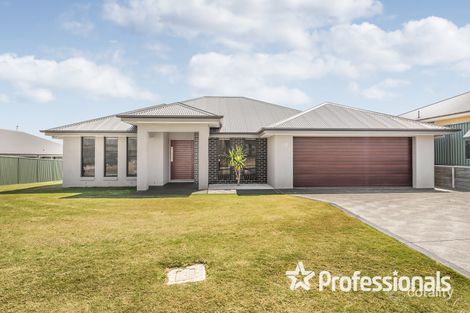 Property photo of 15 Twynam Avenue Windradyne NSW 2795