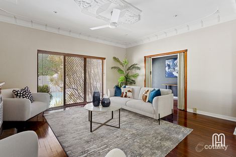 Property photo of 30 Auborough Street Doubleview WA 6018