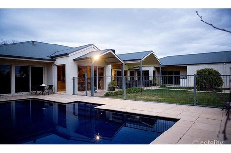 Property photo of 2 Tandou Court Kialla VIC 3631