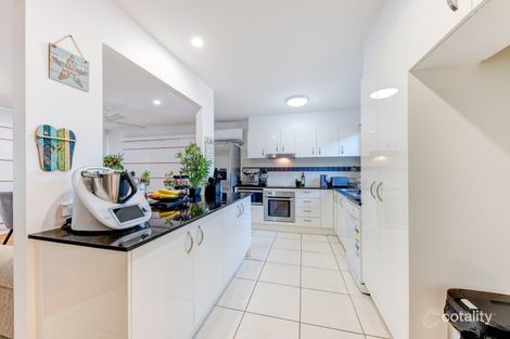 Property photo of 2/25 Catalina Drive Mudjimba QLD 4564