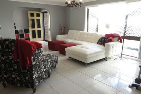 Property photo of 16 Brewster Court Petrie QLD 4502