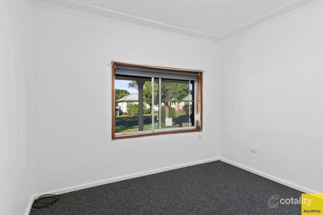 Property photo of 21 Hurt Parade Unanderra NSW 2526