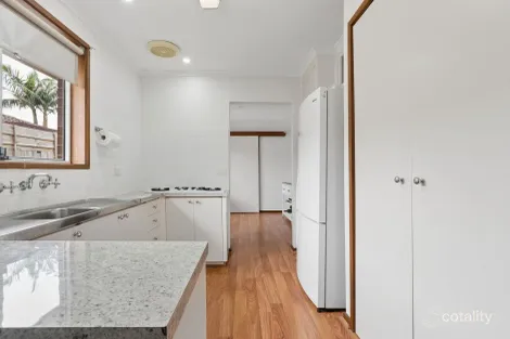 Property photo of 1 Alexander Street Cranbourne VIC 3977