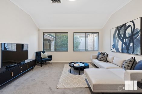 Property photo of 39 Lowan Loop Karawara WA 6152