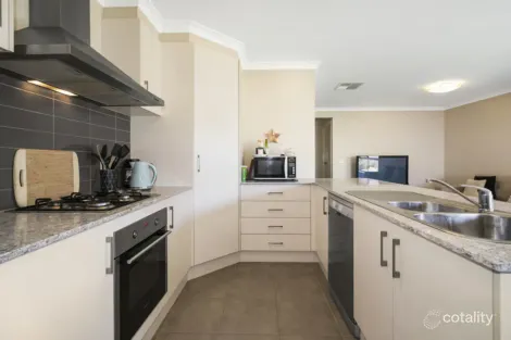 Property photo of 62 Riverboat Drive Thurgoona NSW 2640