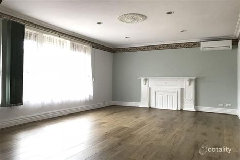 70 Railway Pde, Seaford, VIC 3198