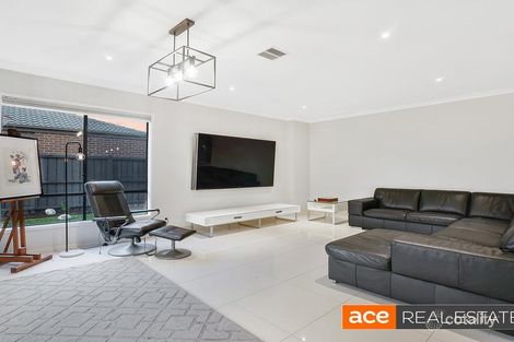 Property photo of 43 Seagrass Crescent Point Cook VIC 3030