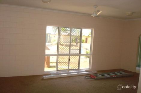 Property photo of 19 Bee Close Bentley Park QLD 4869