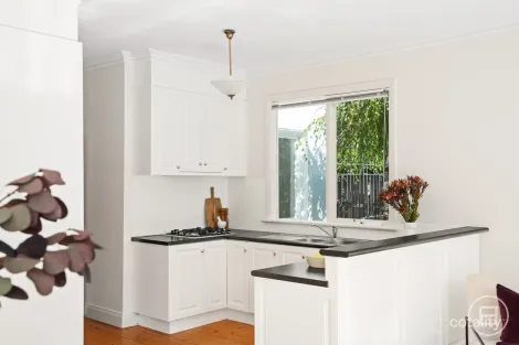 Property photo of 39 Norwood Crescent Moonee Ponds VIC 3039