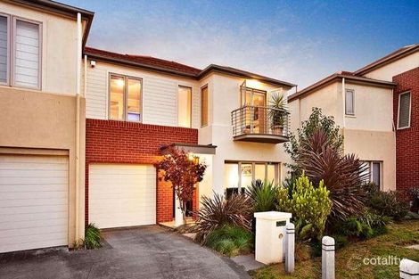 Property photo of 4 Strathaird Mews Port Melbourne VIC 3207