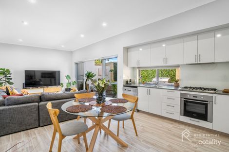 2/12 Lilacdale Rd, Innaloo, WA 6018