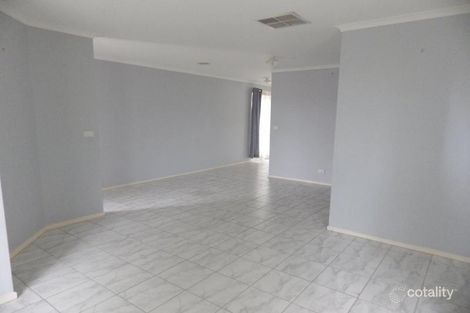 Property photo of 52 Dundee Way Sydenham VIC 3037